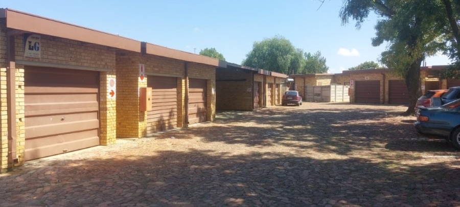 To Let 2 Bedroom Property for Rent in Reitzpark Free State